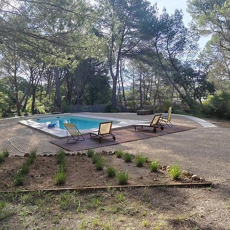 Le Clos Zinou Lambesc Exterior photo